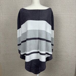 Barefoot Dreams Poncho Womens One Size Plus Gray Ocean Breeze Pull Over Sweater‎